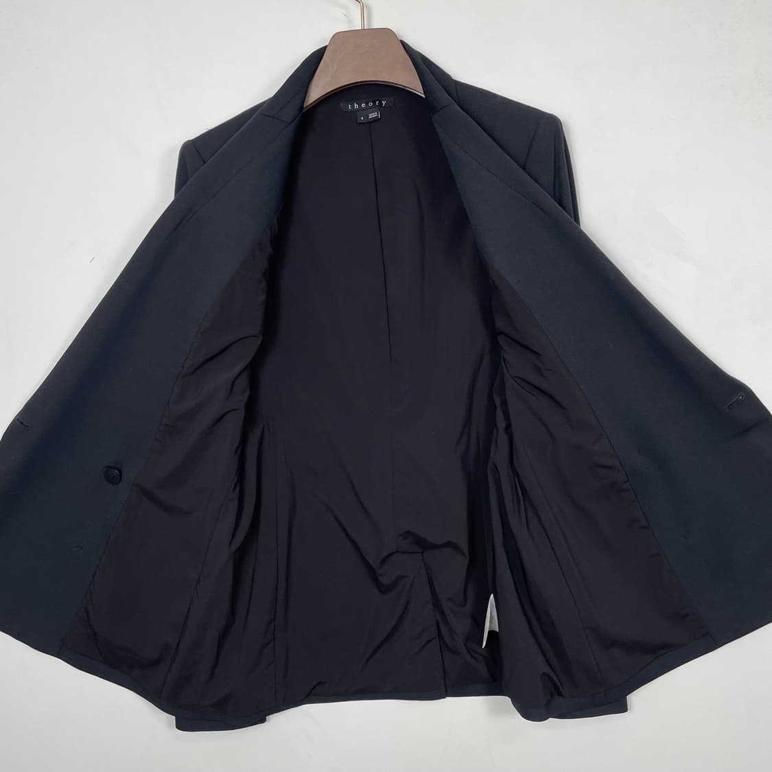 띠어리 더블버튼 블레이저 상품이미지7