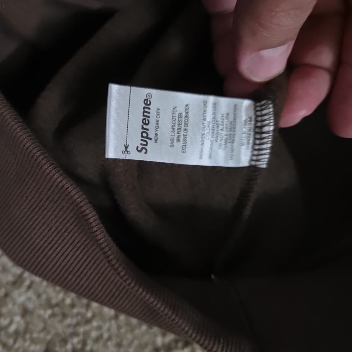 24FW 슈프림 새틴 아플리케 후드티 상품이미지4