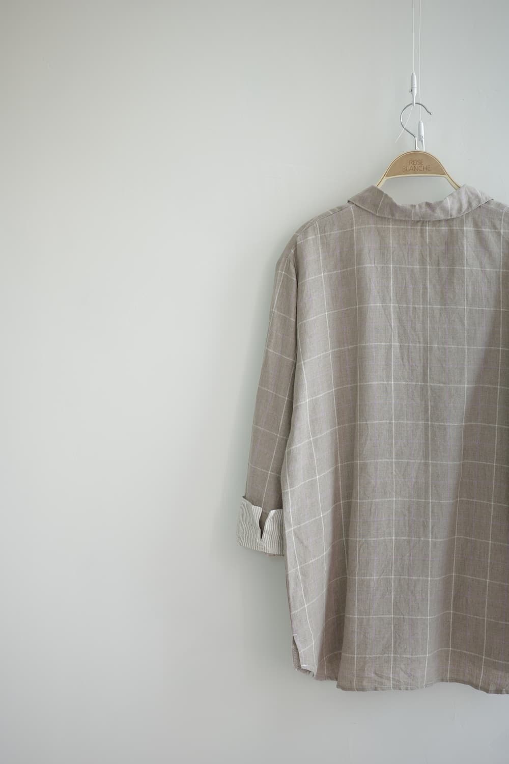 BELLE MAISON
• 연브라운 핑크화이트 체크 린넨  블라우스 상품이미지5