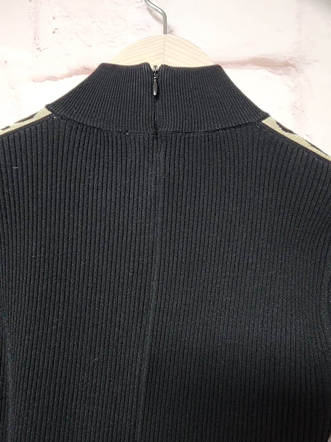 마이클코어스 립 니트 원피스
 상품이미지6