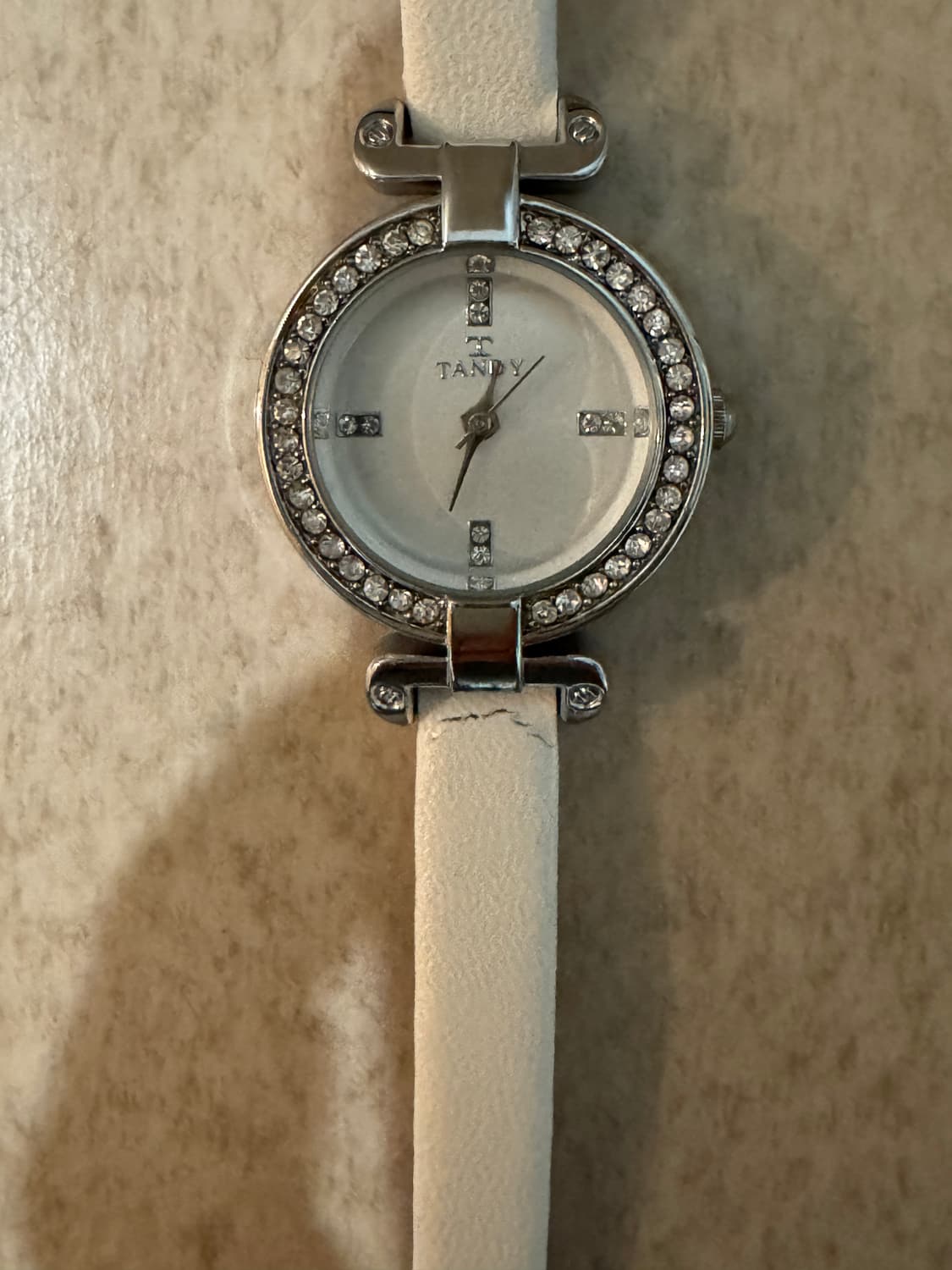 탠디 여성용 가죽 손목시계 화이트 상품이미지3