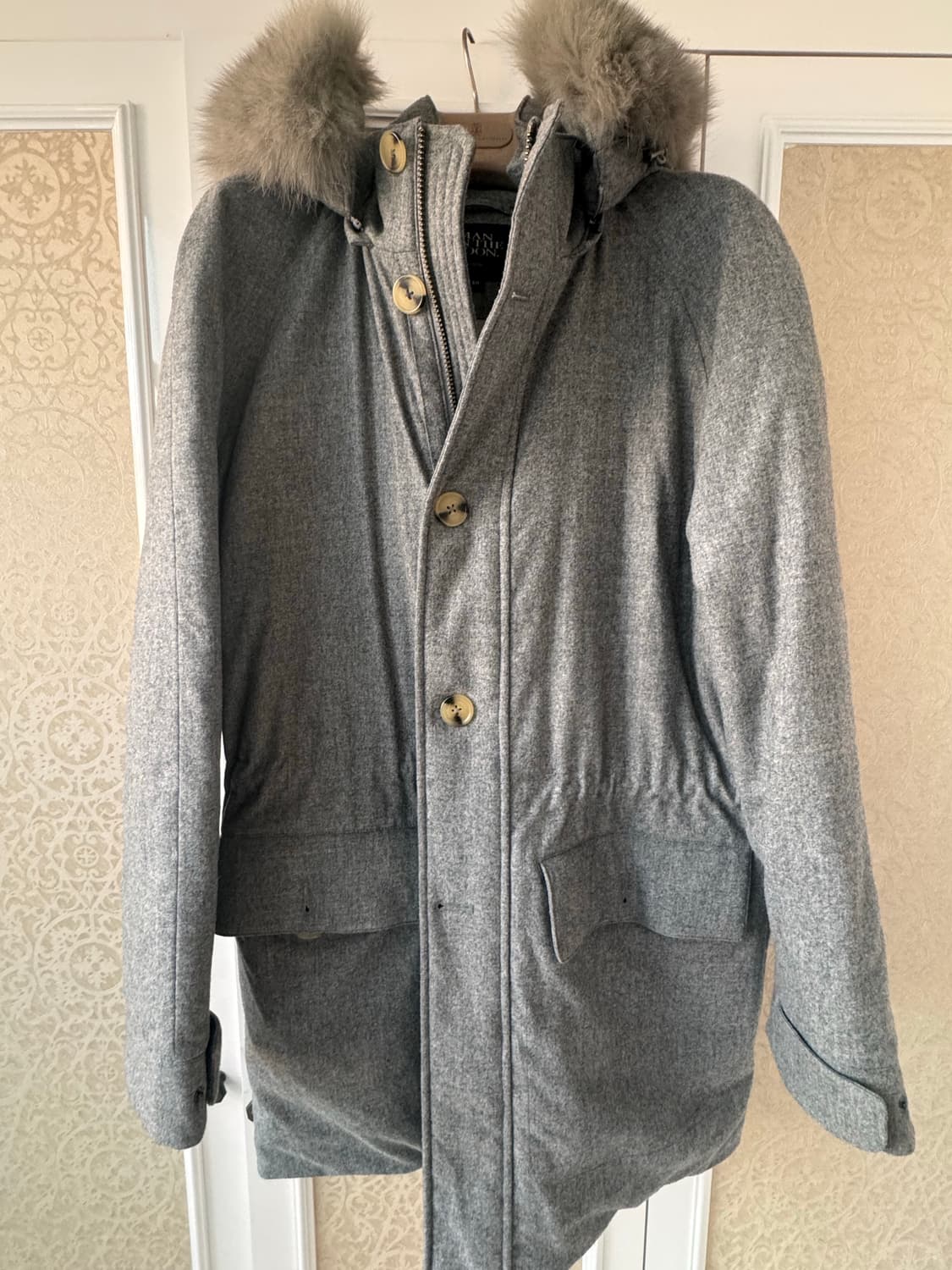 맨온더분 폭스퍼 울 구스다운 패딩 / 그레이 / 50 상품이미지1