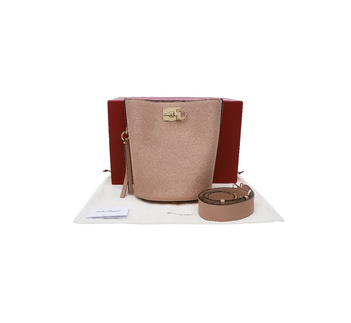 [S급] 페라가모 카프스킨 스튜디오 버킷백 숄더백 판매합니다!!! 상품이미지1