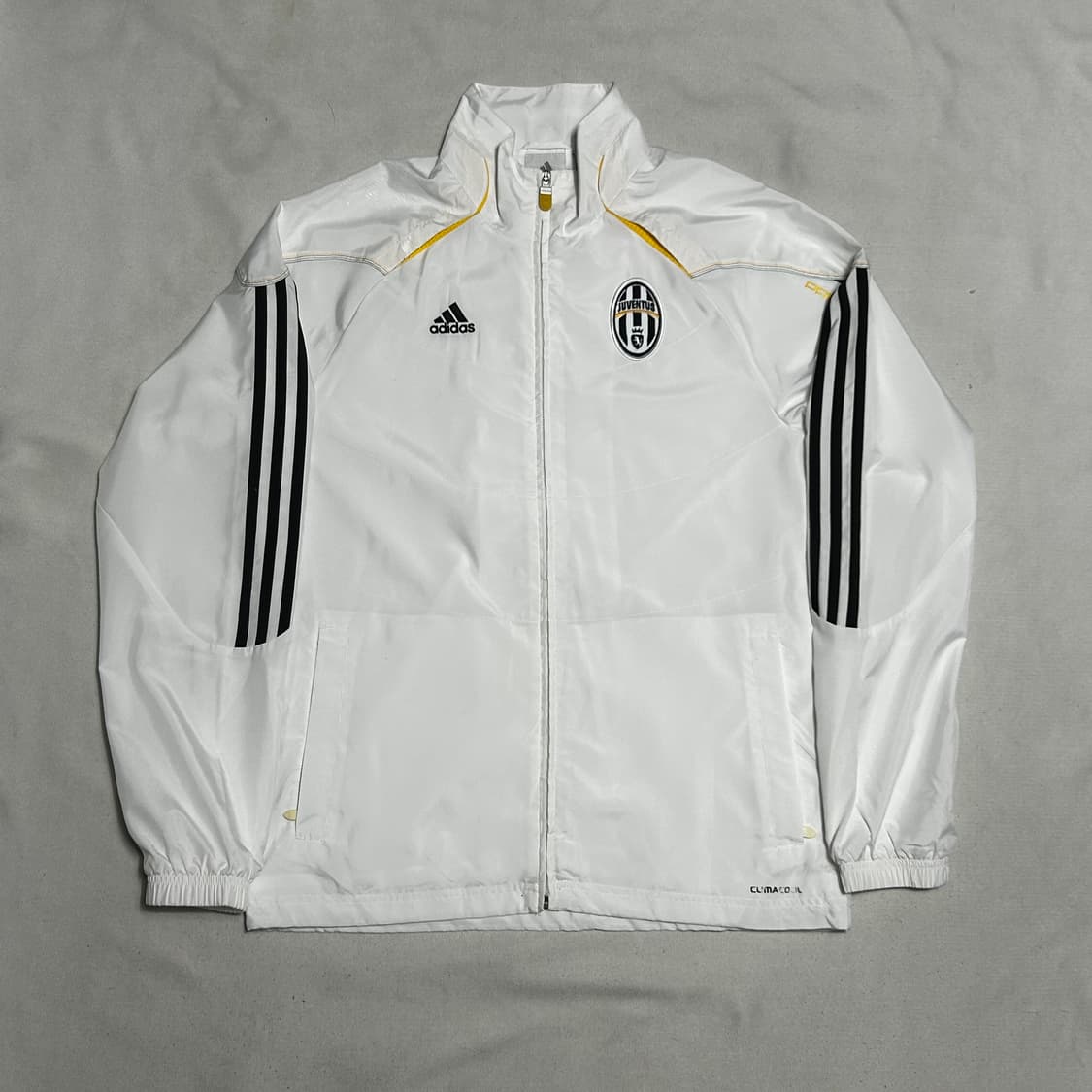 95 아디다스 유벤투스 화이트 바람막이  상품이미지2