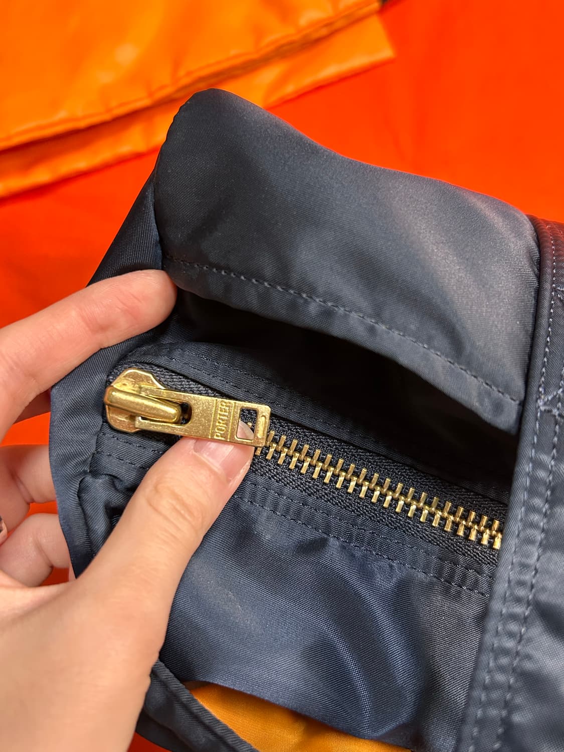 신형) 요시다포터 탱커 더플백 아이언블루L 상품이미지5