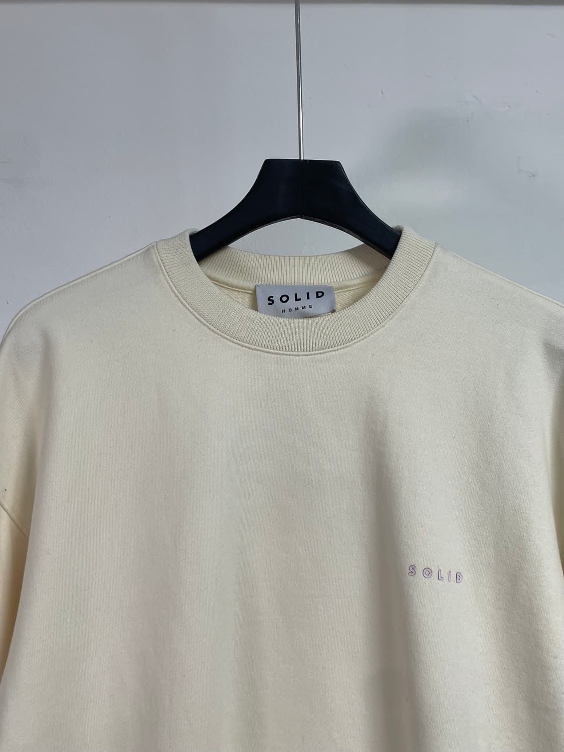 솔리드옴므 빅로고 라운드 맨투맨 (on.316) 상품이미지3