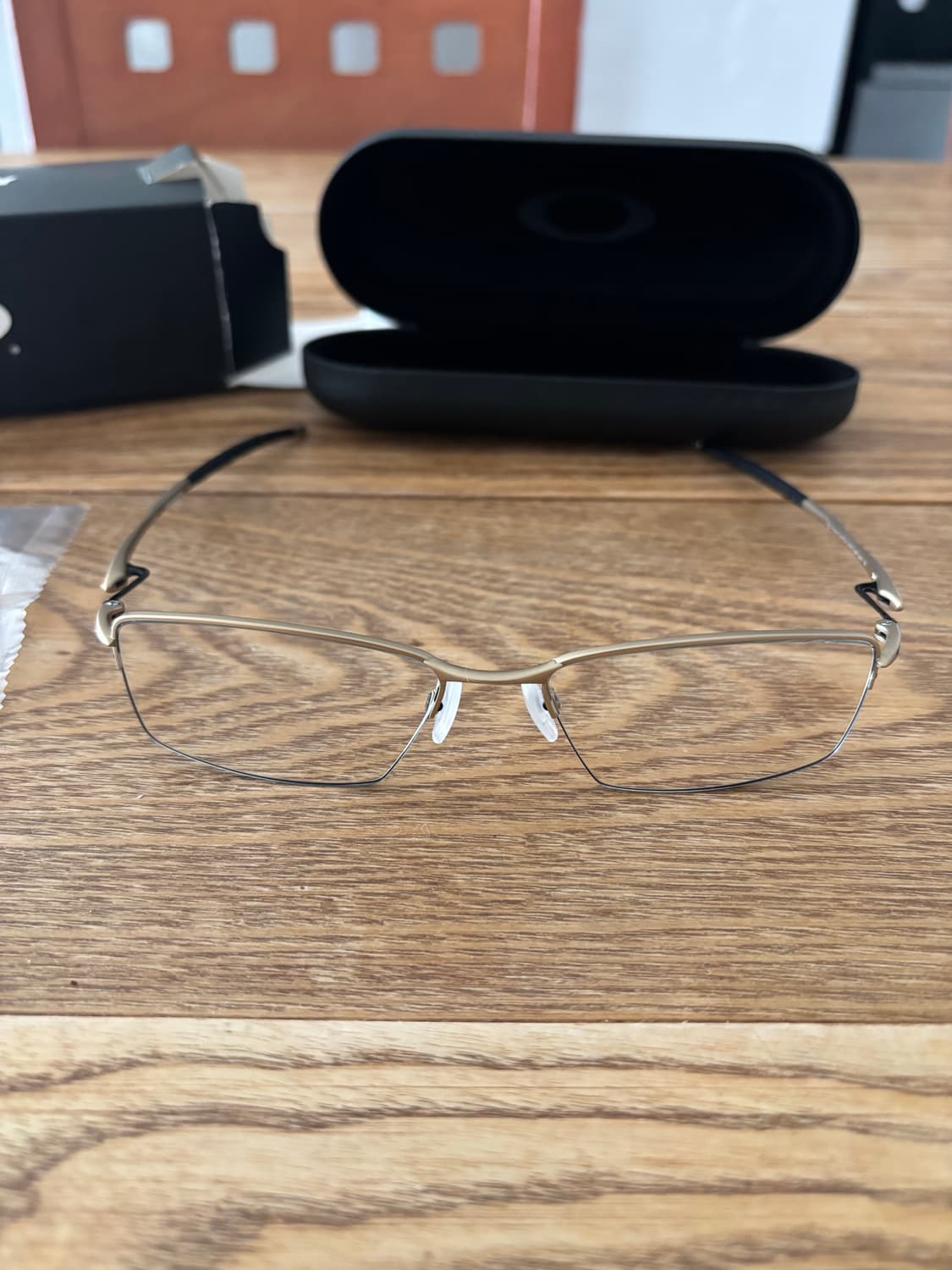 오클리 리자드 사틴 라이트 골드 56 팝니다 상품이미지3