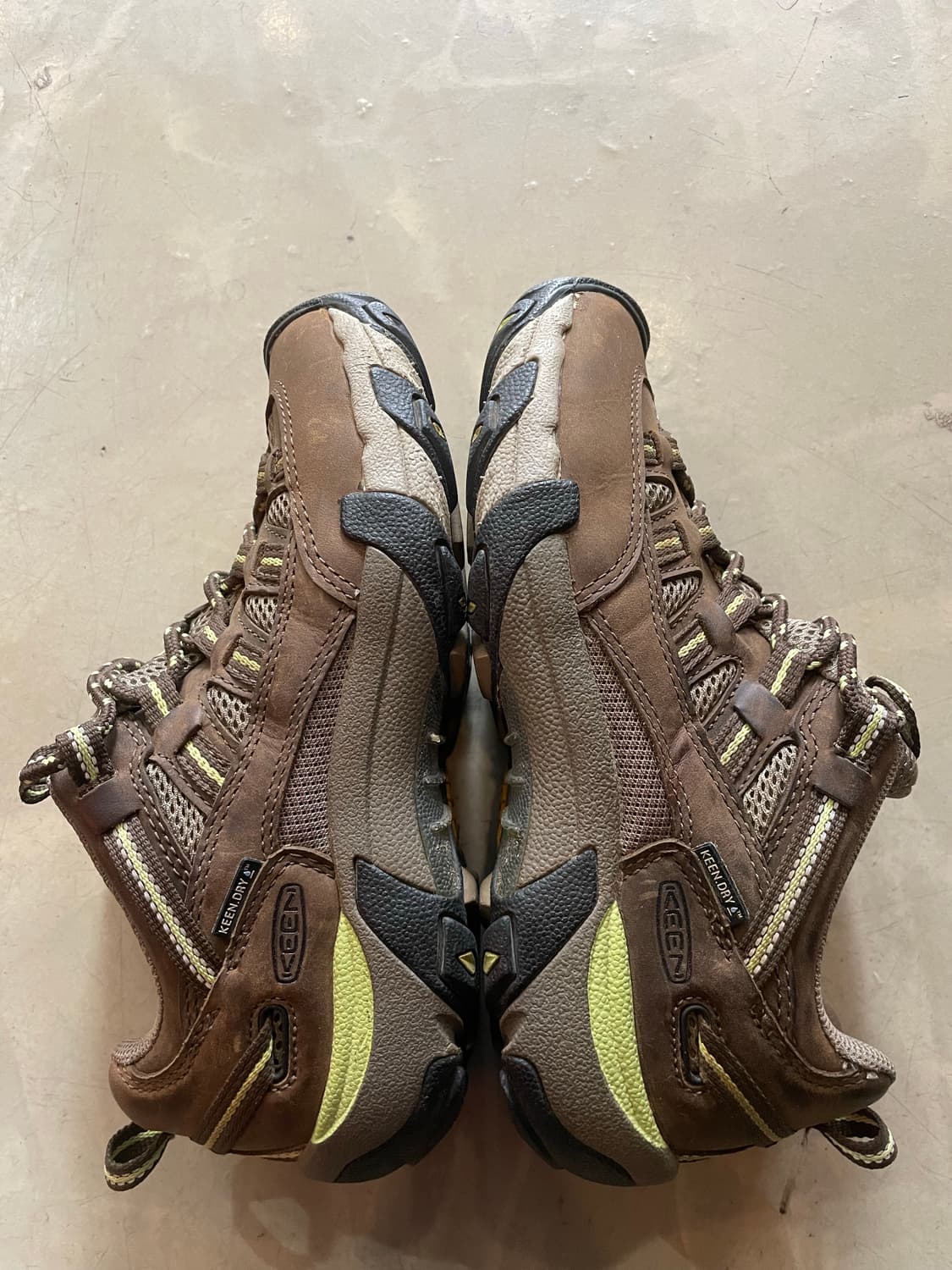 Keen 하이킹 슈즈 240 상품이미지4