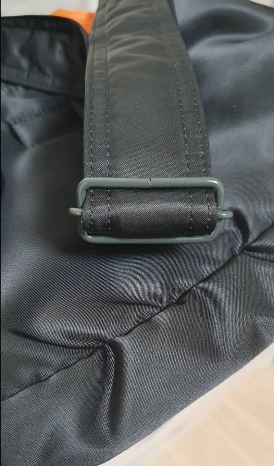 요시다 포터 탱커 숄더백 스몰 블랙 판매 상품이미지8