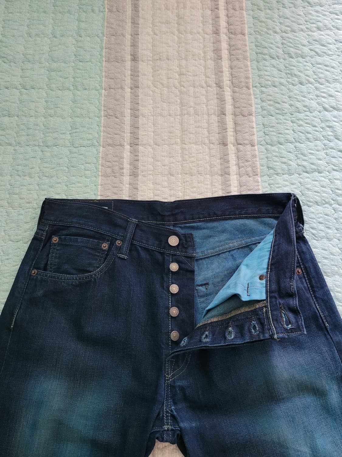 리바이스 501 레귤러스트레이트 인디고블루 염색진 32사이즈 상품이미지4