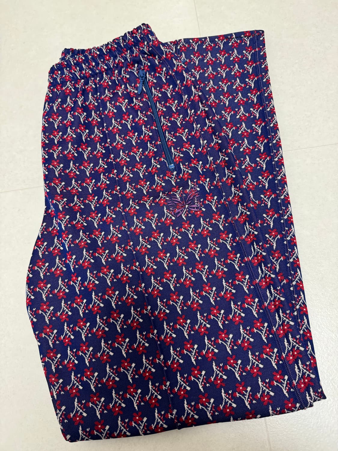 니들스 트랙팬츠 상품이미지1