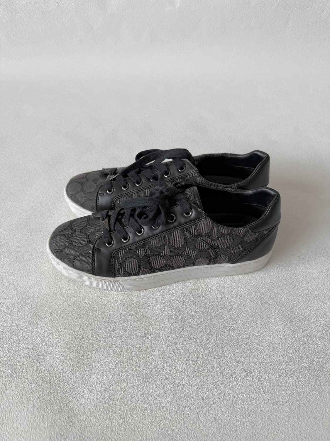 [245]코치(COACH) 모노그램 스니커즈 상품이미지1