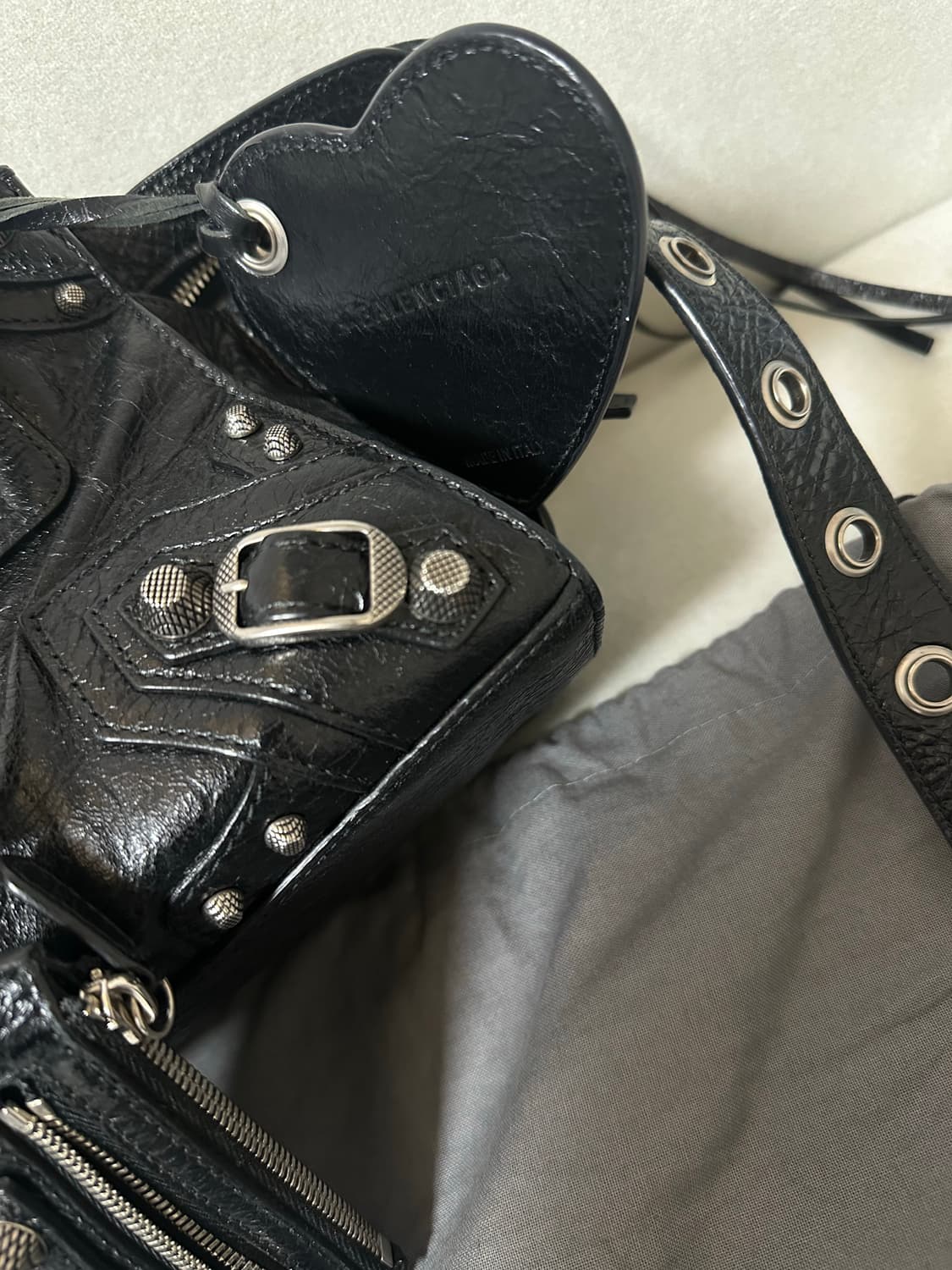 [A+ 정품] 발렌시아가 네오카골 블랙xs 상품이미지5