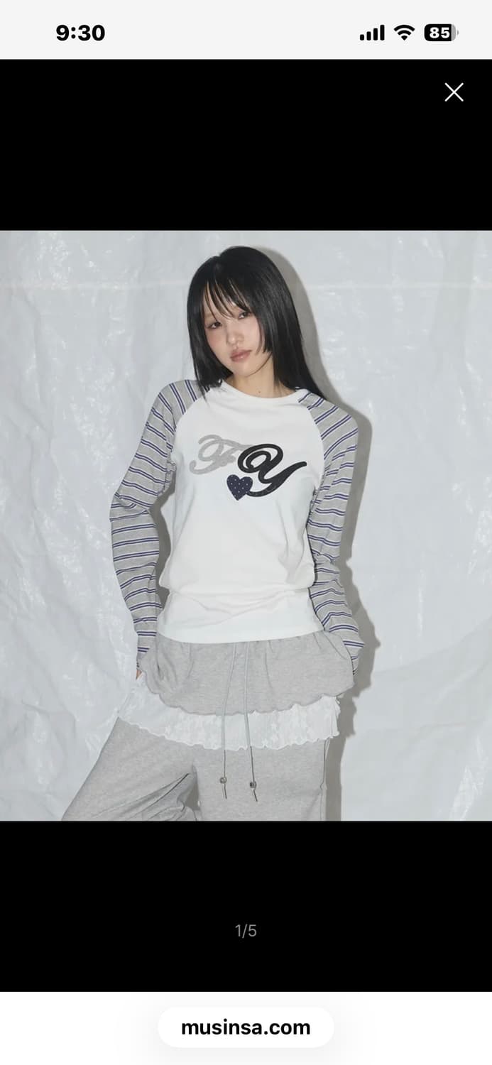 팬시클럽 FY 패치 스트라이프 레글런 티 화이트 상품이미지2