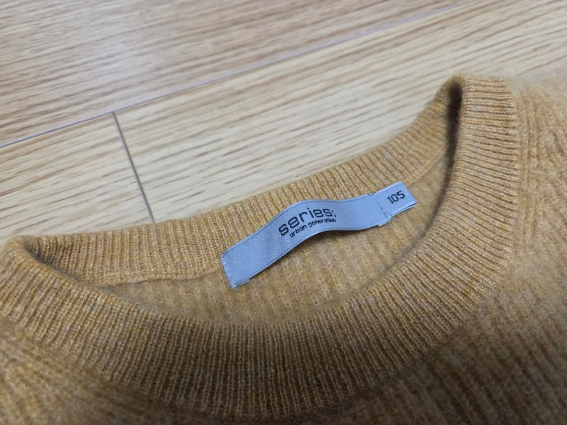 시리즈 Series  라운드 풀오버 캐시미어 100 니트 상품이미지4