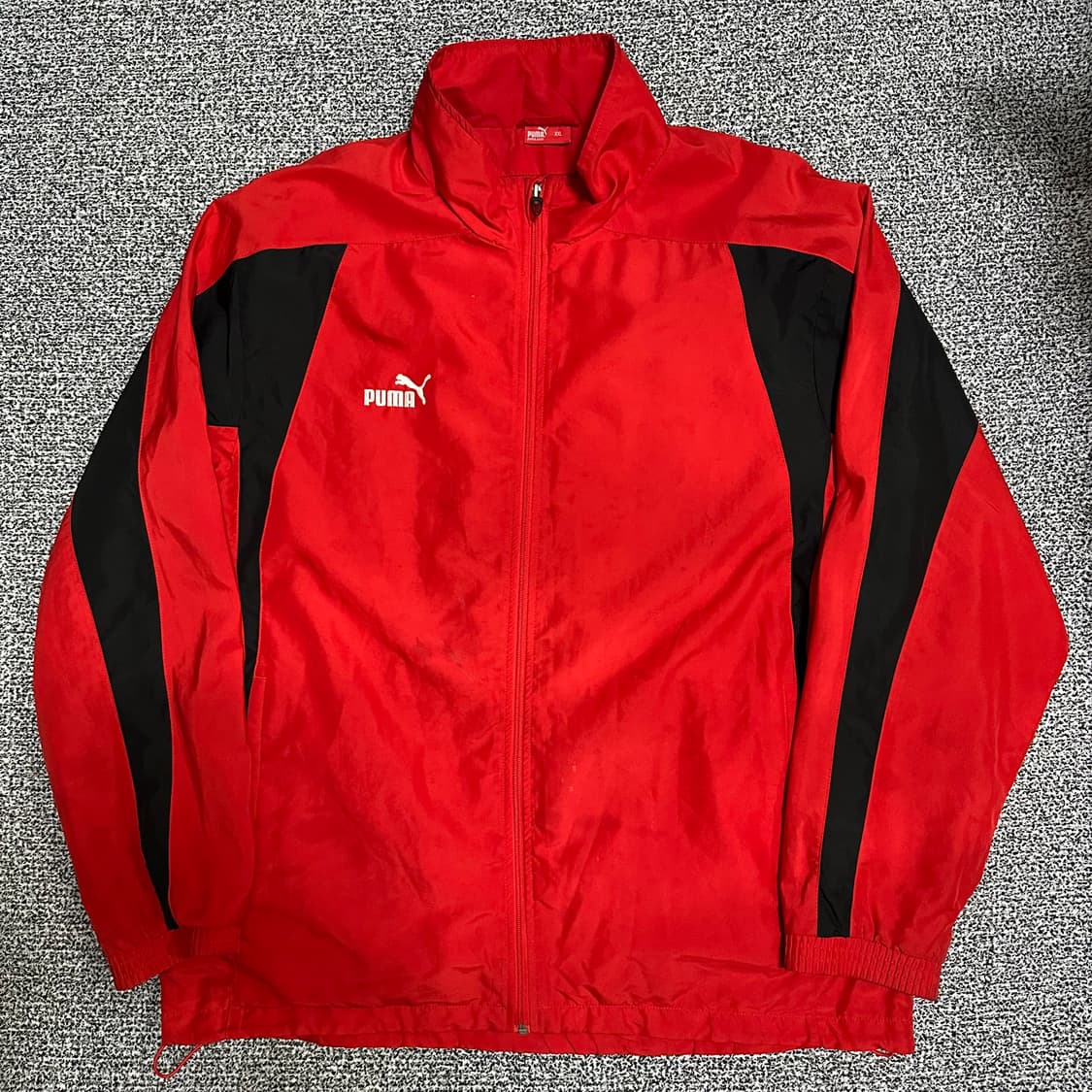 (XXL) 푸마 레드/블랙 오버핏 바람막이 자켓 상품이미지1