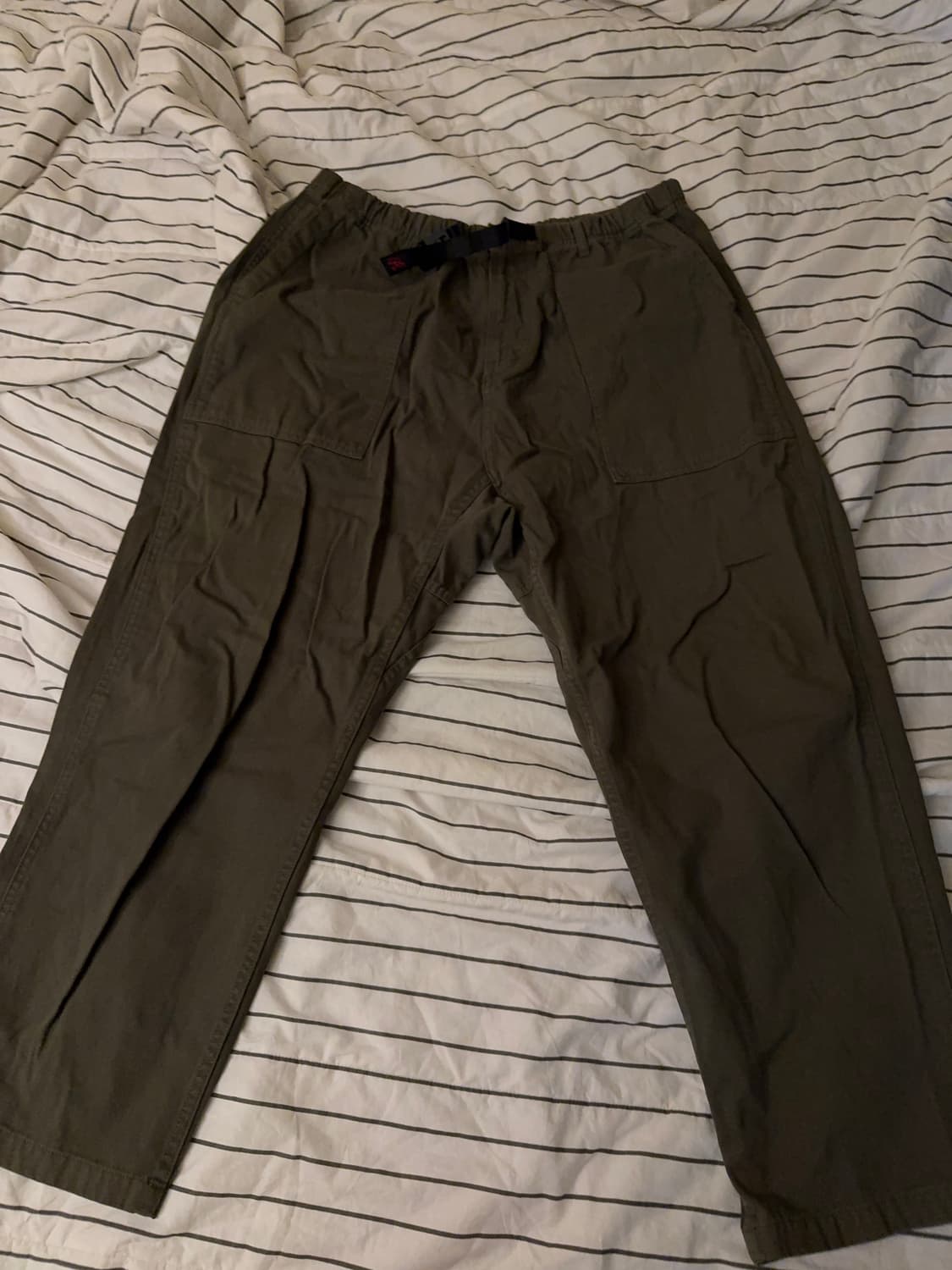 그라미치 루즈 테이퍼드 올리브 XL 상품이미지1