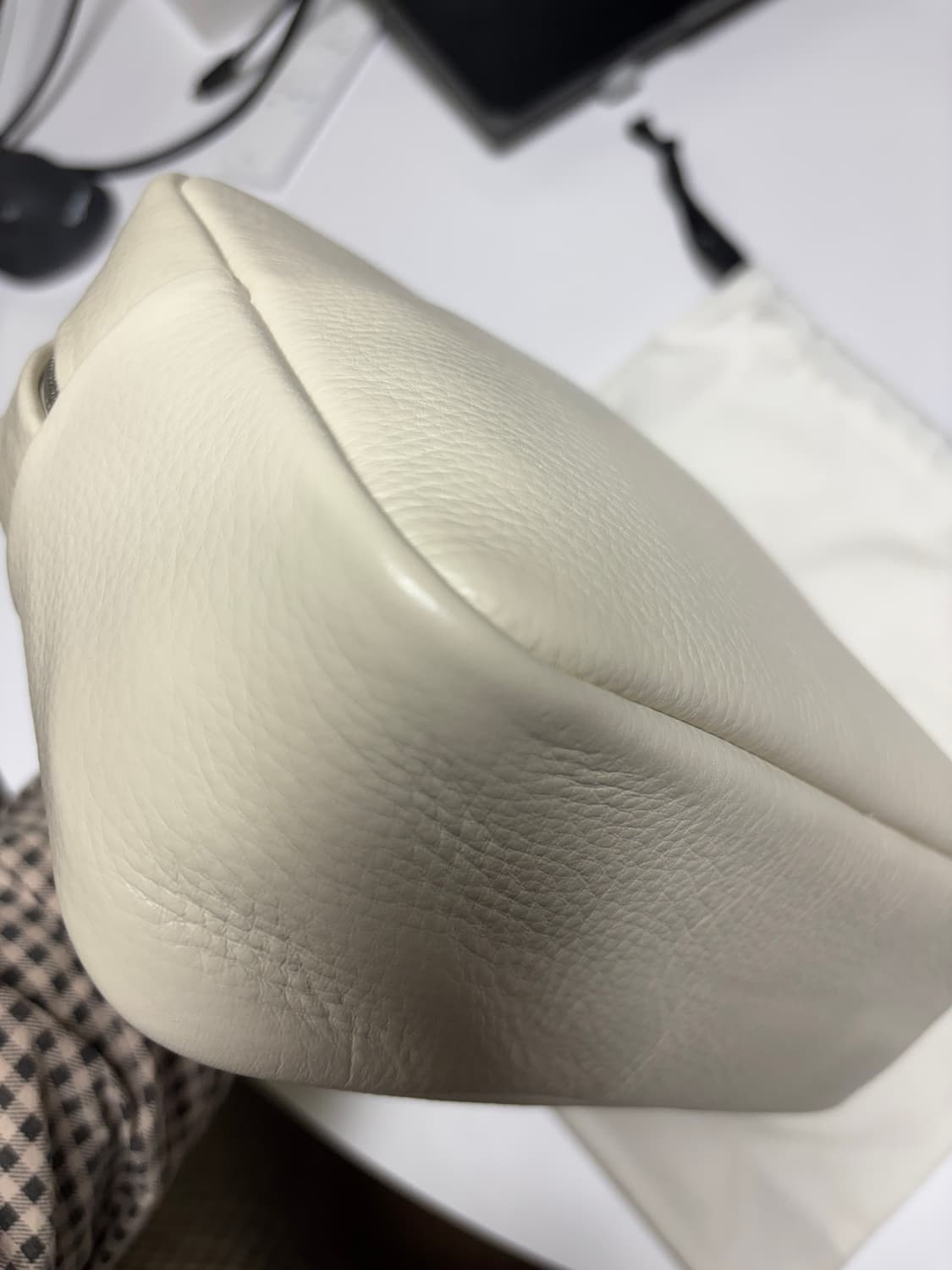 유라고 Square top handle bag  Ivory  상품이미지8