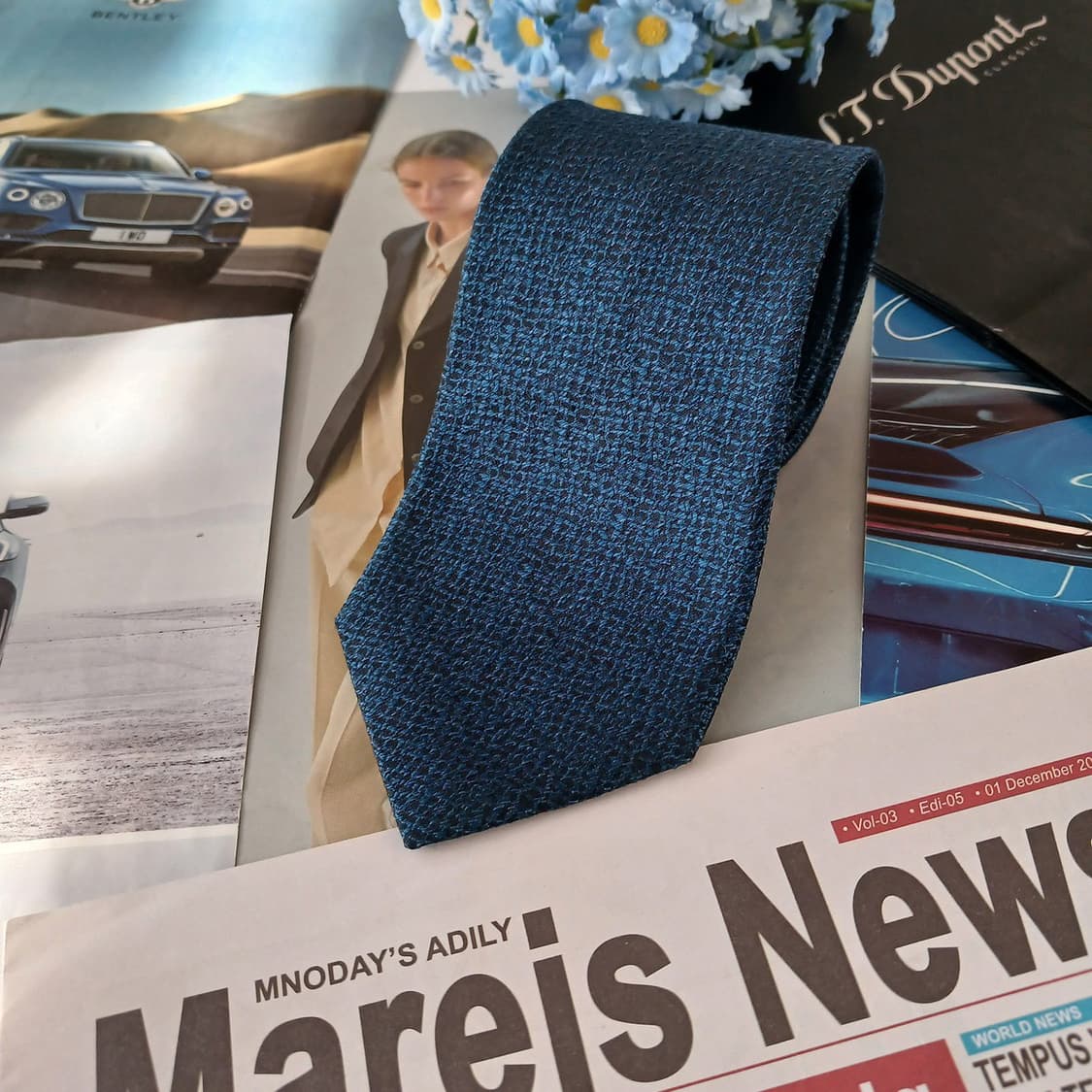 듀퐁 실크 네이비 로고 포인트 넥타이 8.2cm A+등급 A19276
 상품이미지2