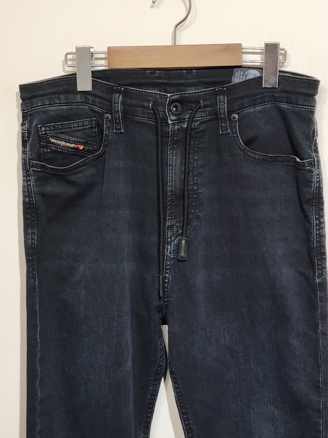 (31) 디젤 청바지 블랙 스판 데님팬츠 매장판  상품이미지2