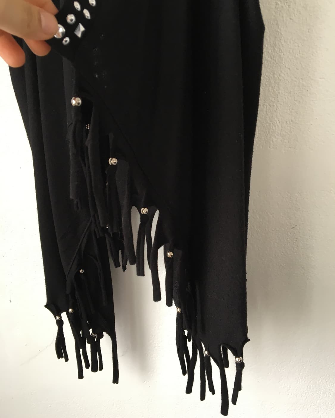 Dig deep fringe stud point open vest 상품이미지3