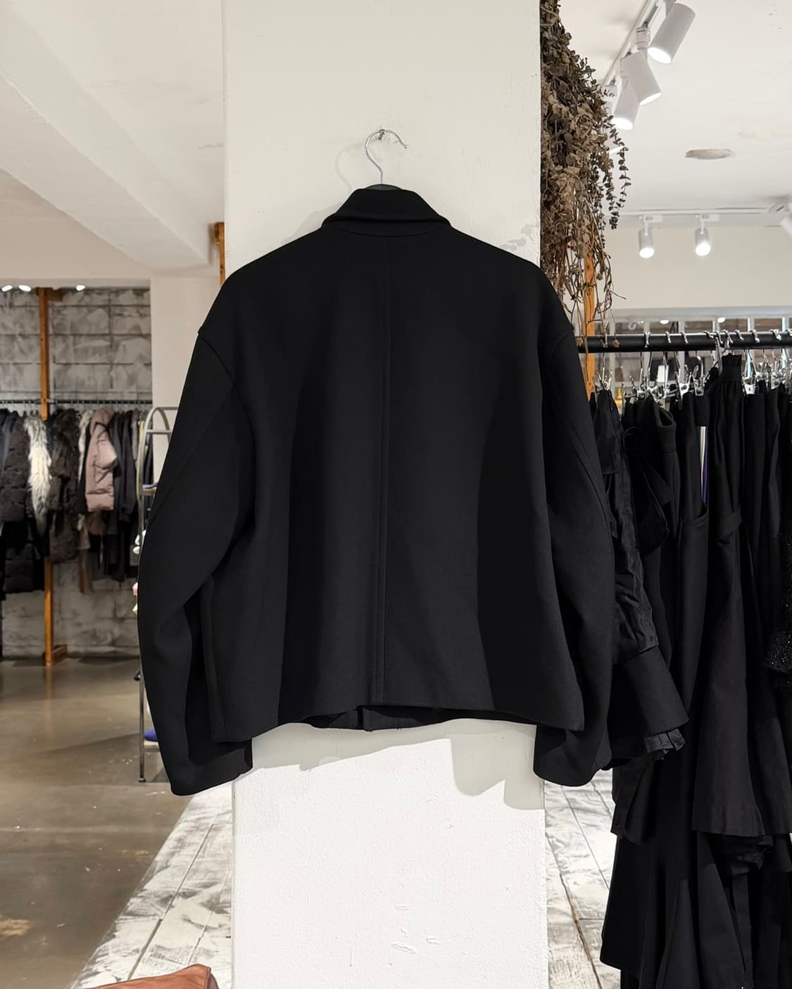 오라리 블랙 울 포켓 하프 코트 상품이미지6