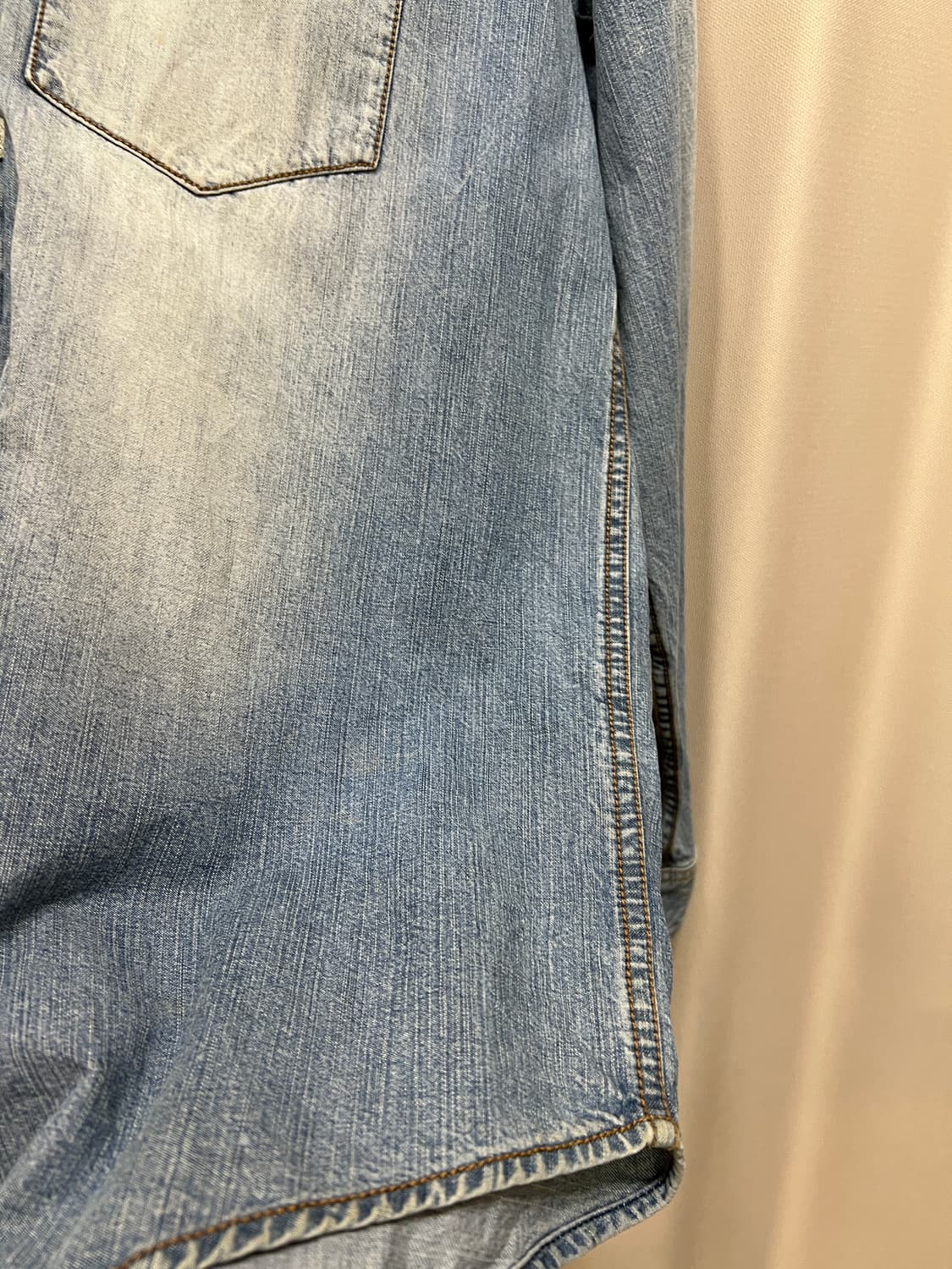 리바이스 워시드 데님 셔츠 상품이미지4