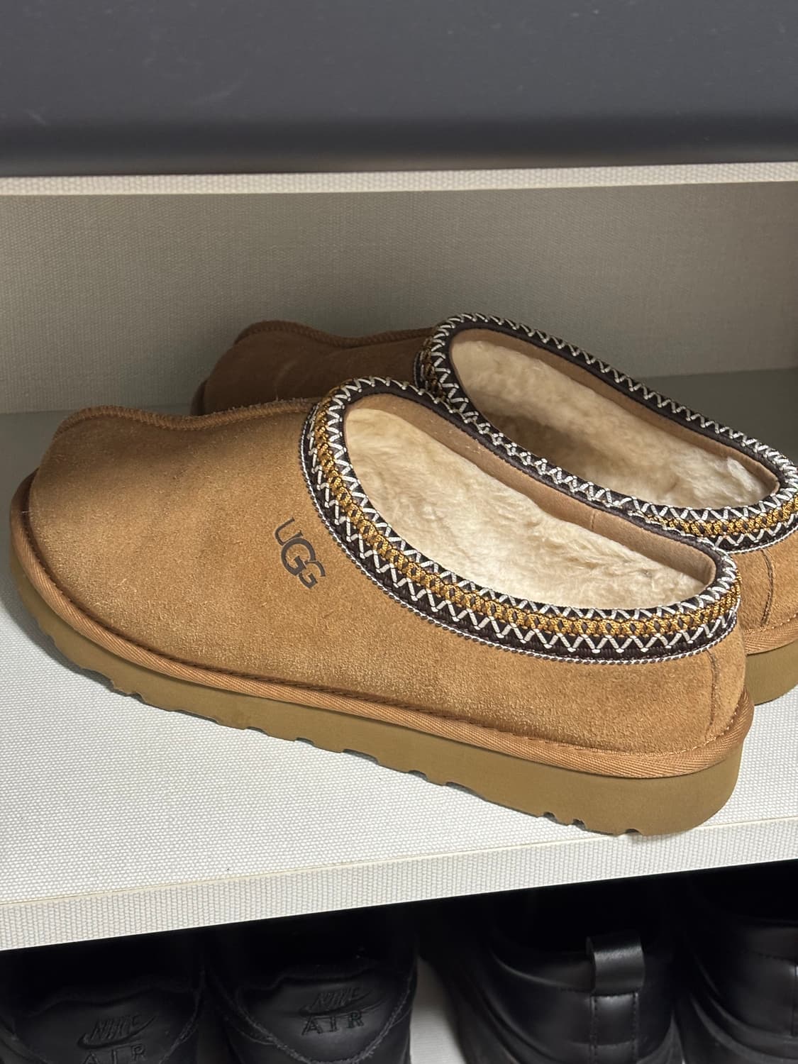 UGG 어그 타스만2 슬리퍼 브라운 270 상품이미지1