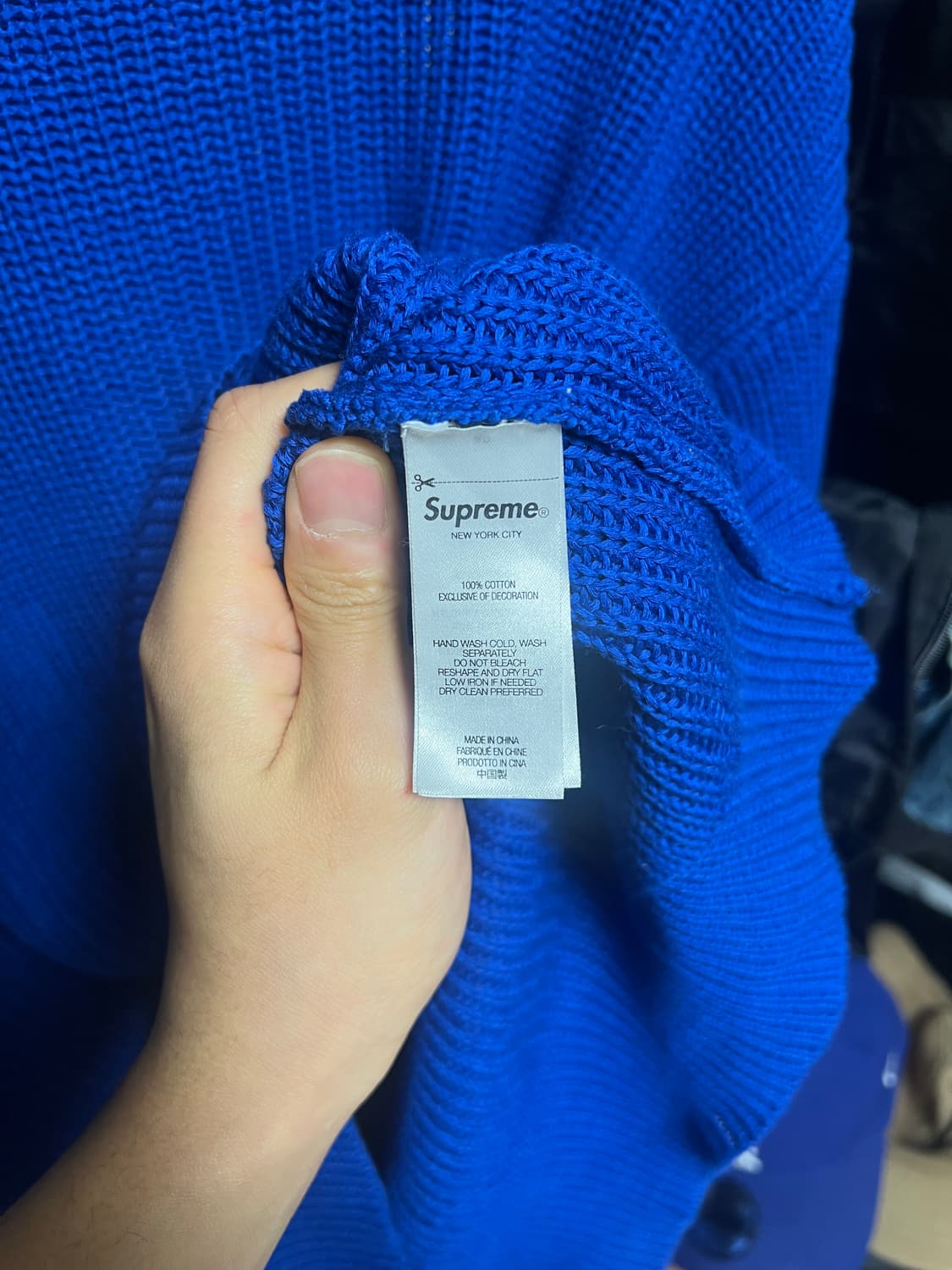 슈프림 스몰 박스 립드 스웨터 로얄 23FW 상품이미지4