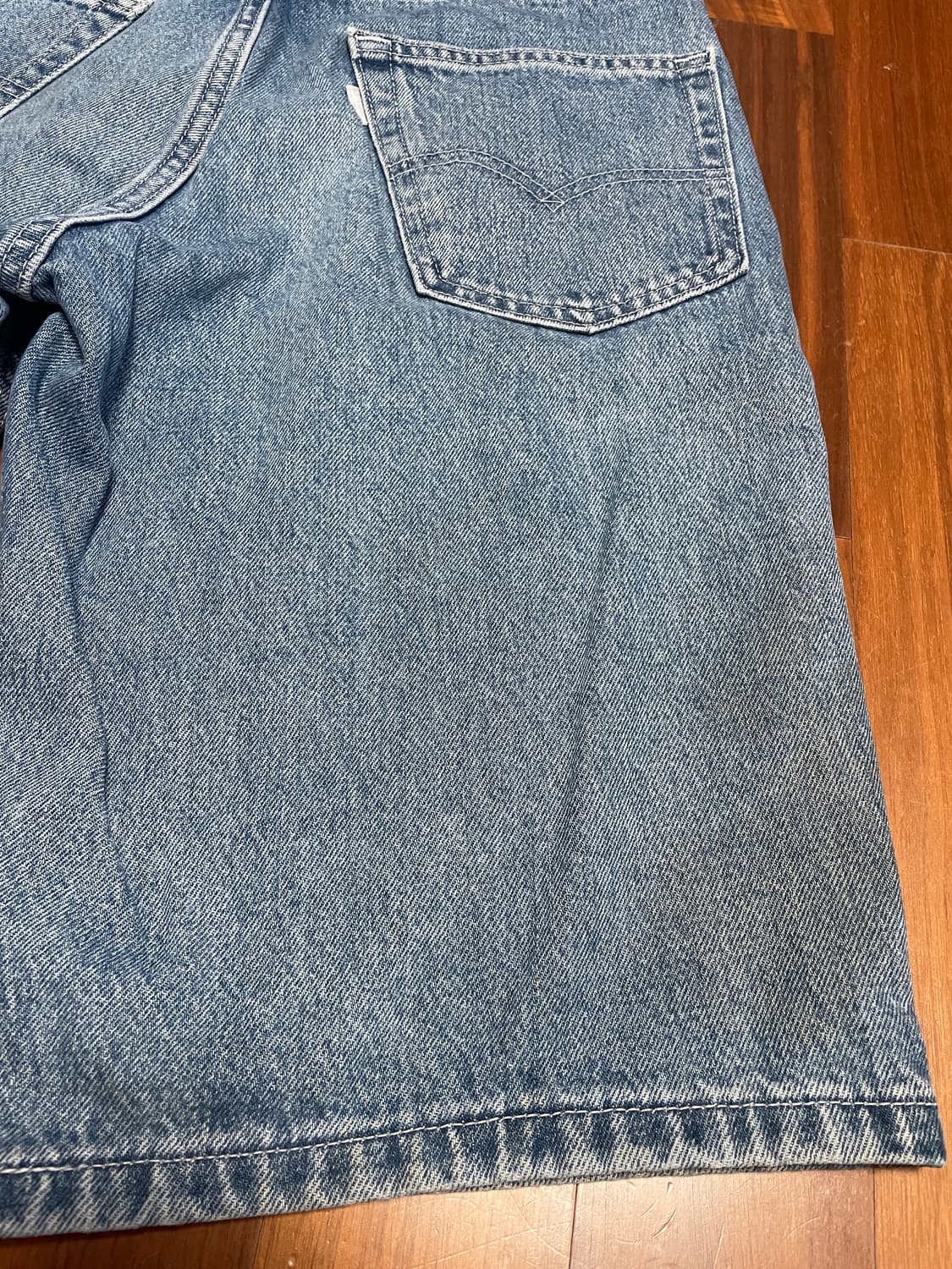 리바이스 실버탭 쇼츠 버뮤다 데님 28 상품이미지4