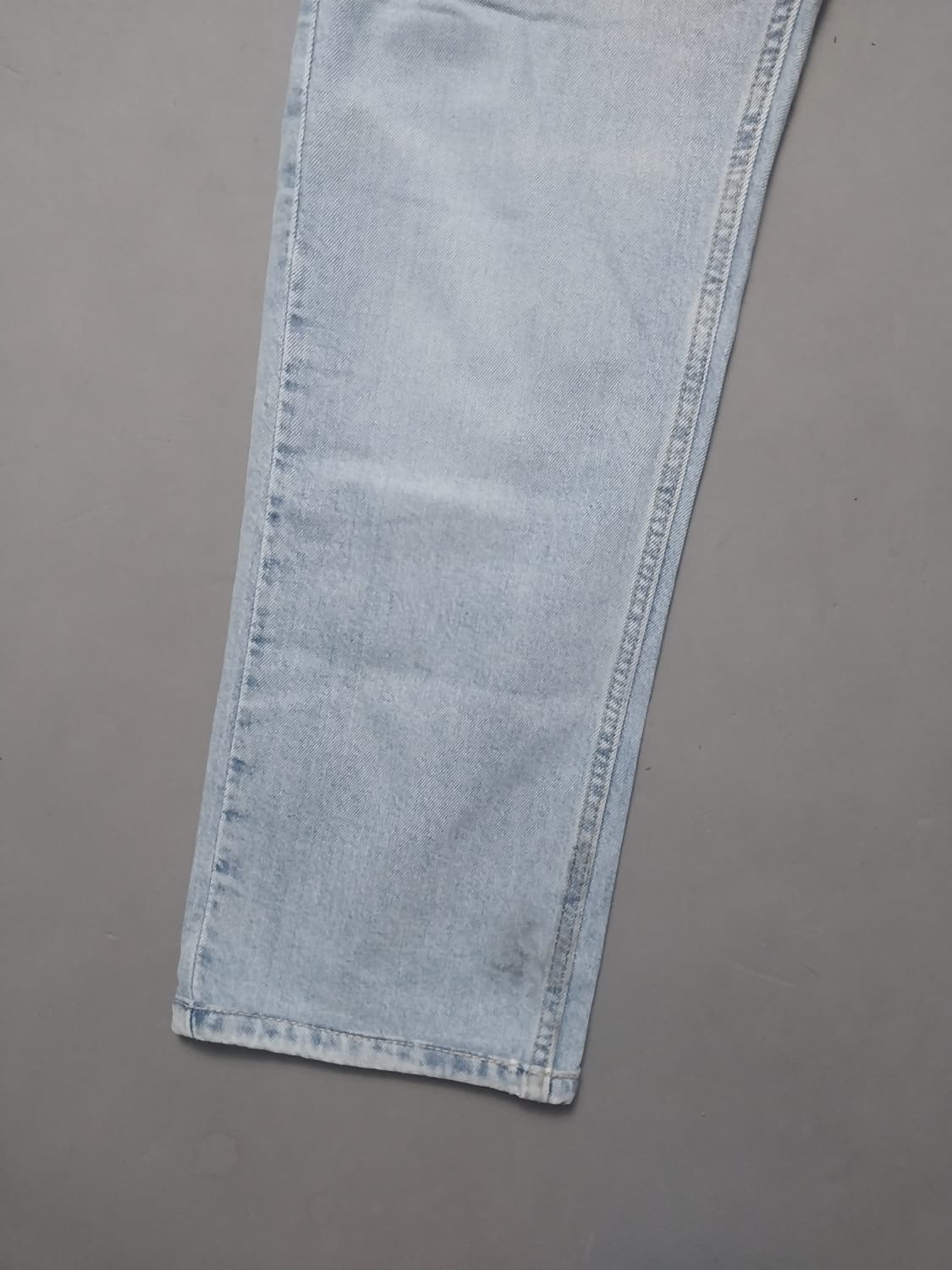 [32] 리바이스 511 연청 레이온혼방 슬림진 청바지 상품이미지3