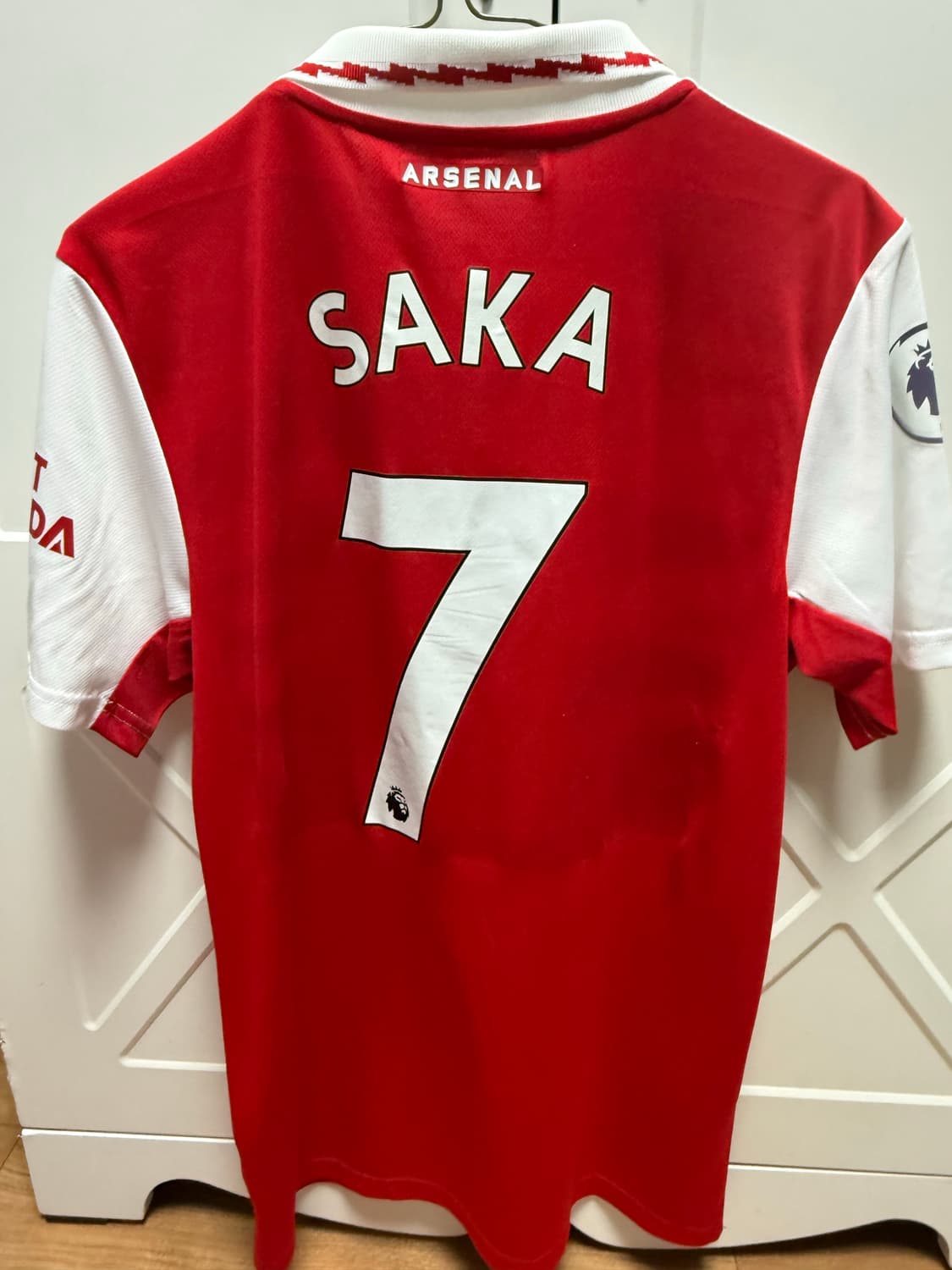 22/23 아스날 사카 유니폼 상품이미지2