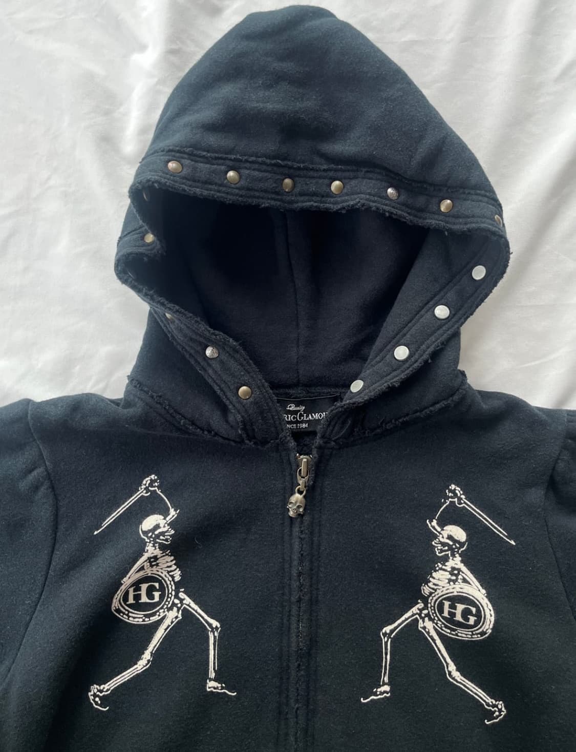 (희귀매물) 히스테릭 글래머 스컬 그래픽 참 스터드 후드집업 상품이미지3