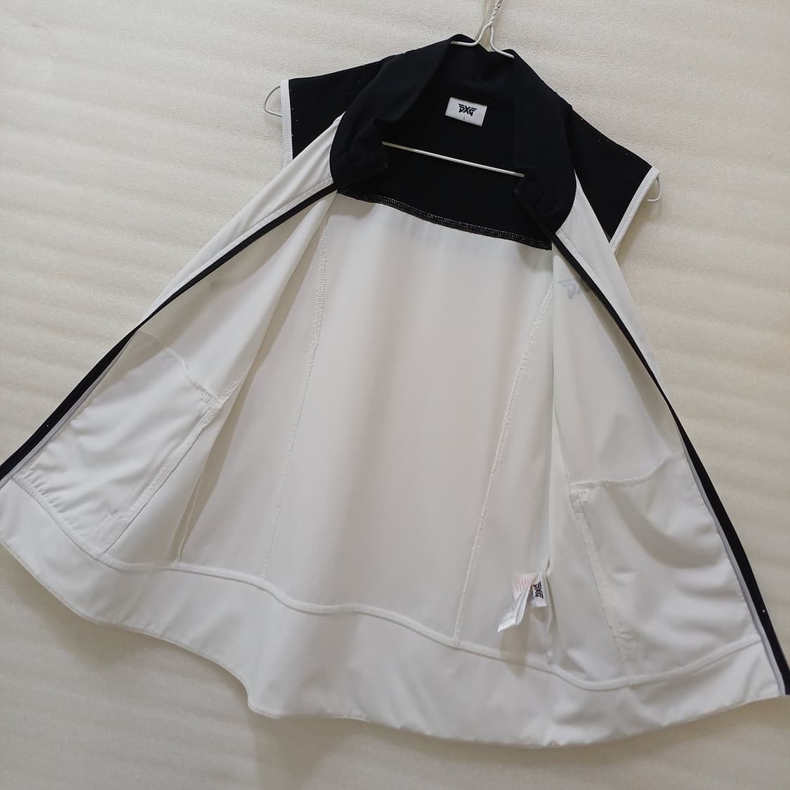 정품 PXG 골프 봄 가을 바람막이 조끼 여성 L 흰색 거의새것 사랑봉봉 상품이미지3