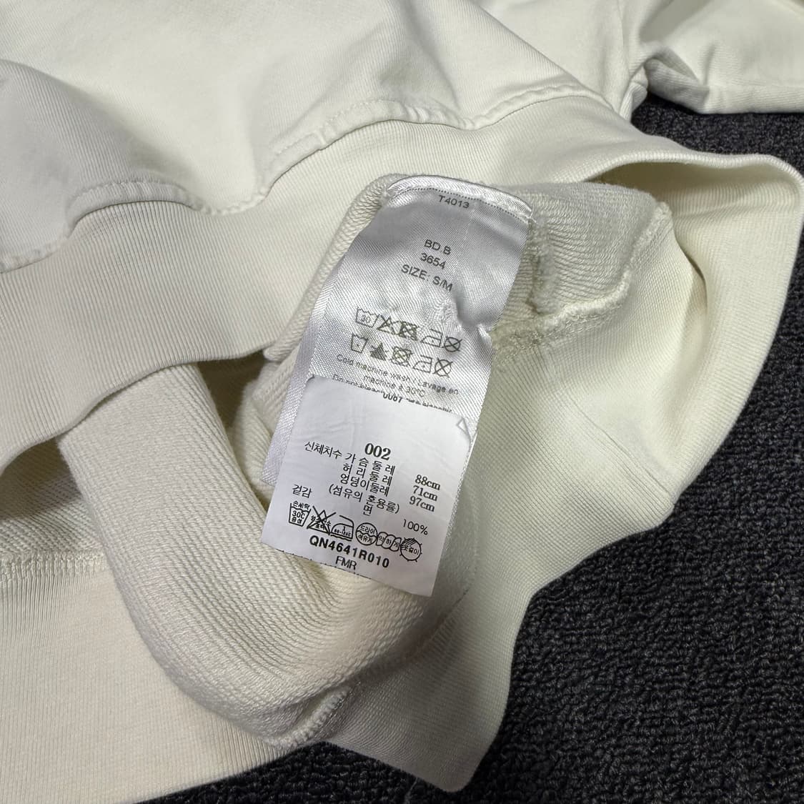 GANNI 가니 24SS 이솔리 오버사이즈 맨투맨 상품이미지9