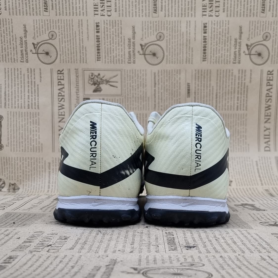 나이키 머큐리얼아카데미 풋살화 실사이즈275 상품이미지4