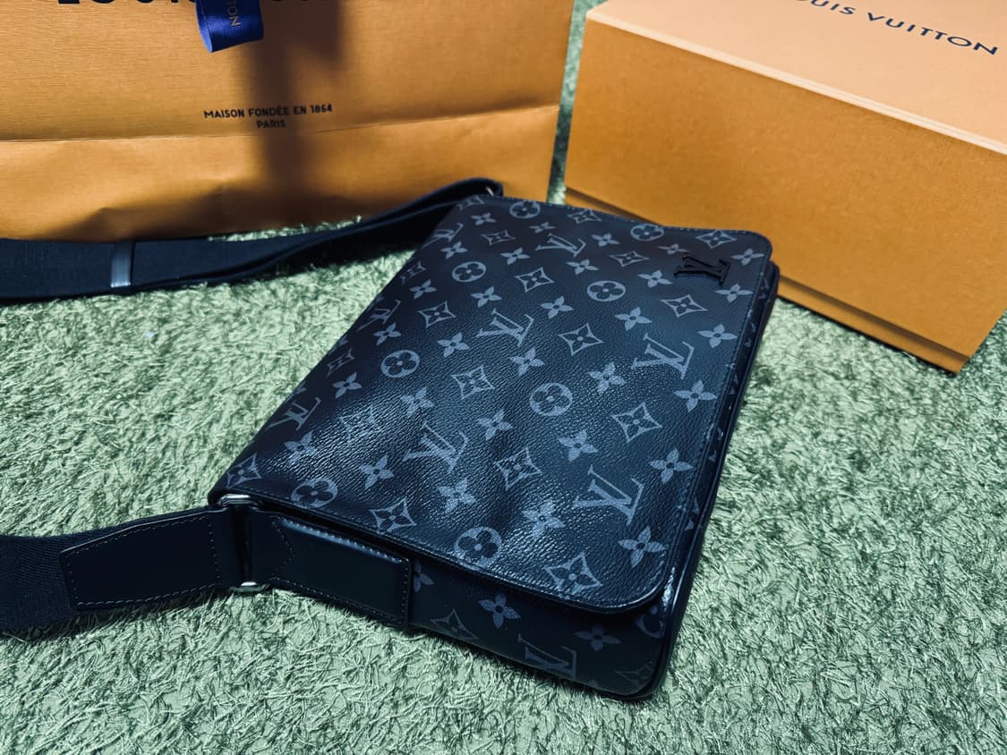 정품 루이비통 가방 크로스백 디스트릭스 상품이미지2