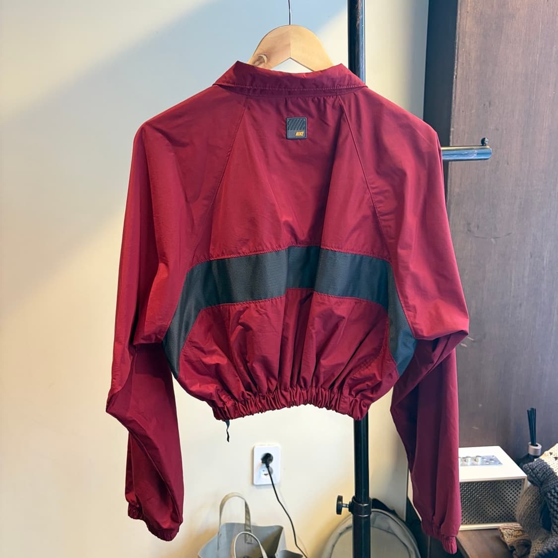 15624 - 나이키 크롭 바람막이 자켓 상품이미지4