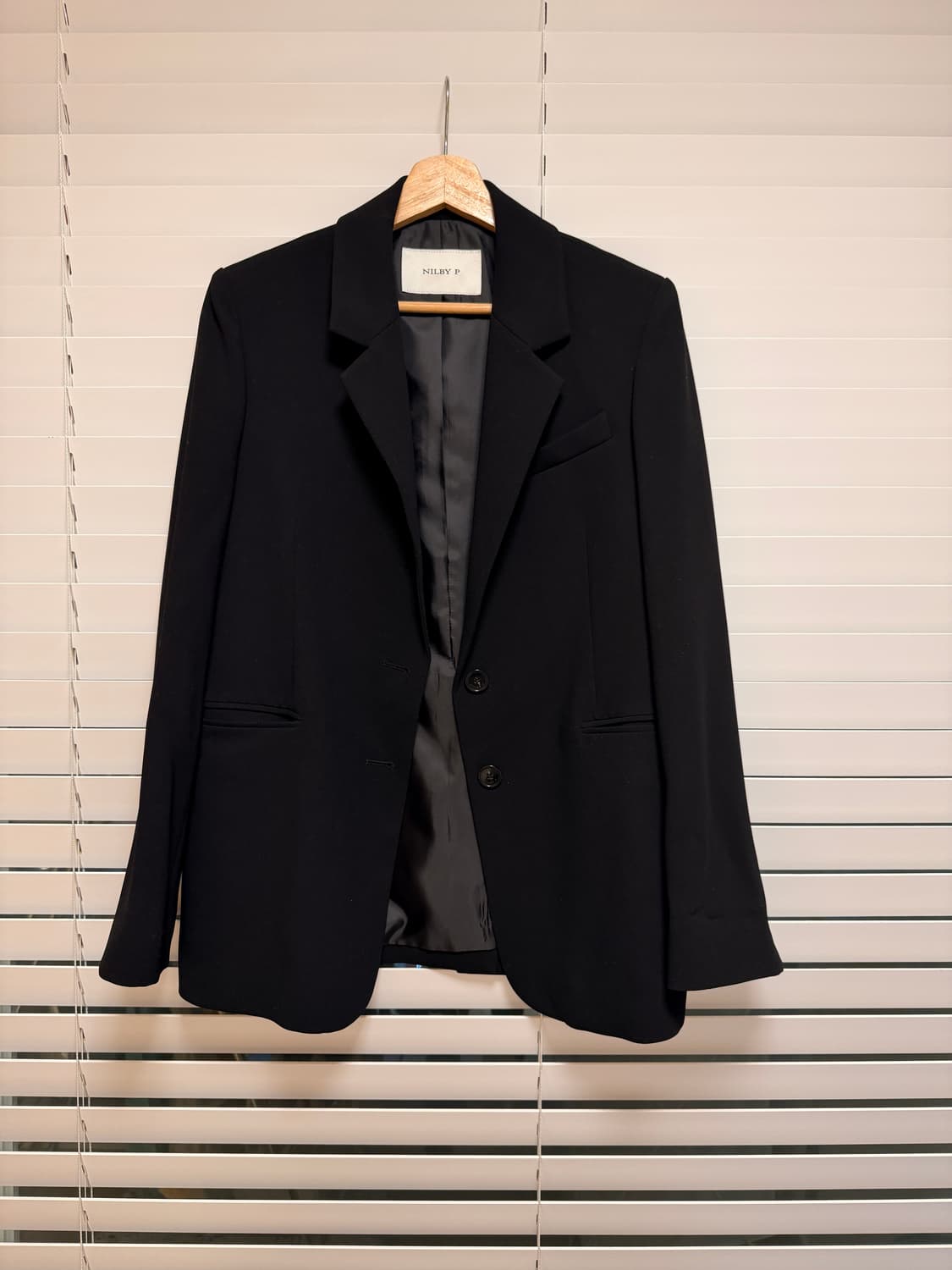 NILBY P 블랙 자켓 32사이즈 상품이미지1