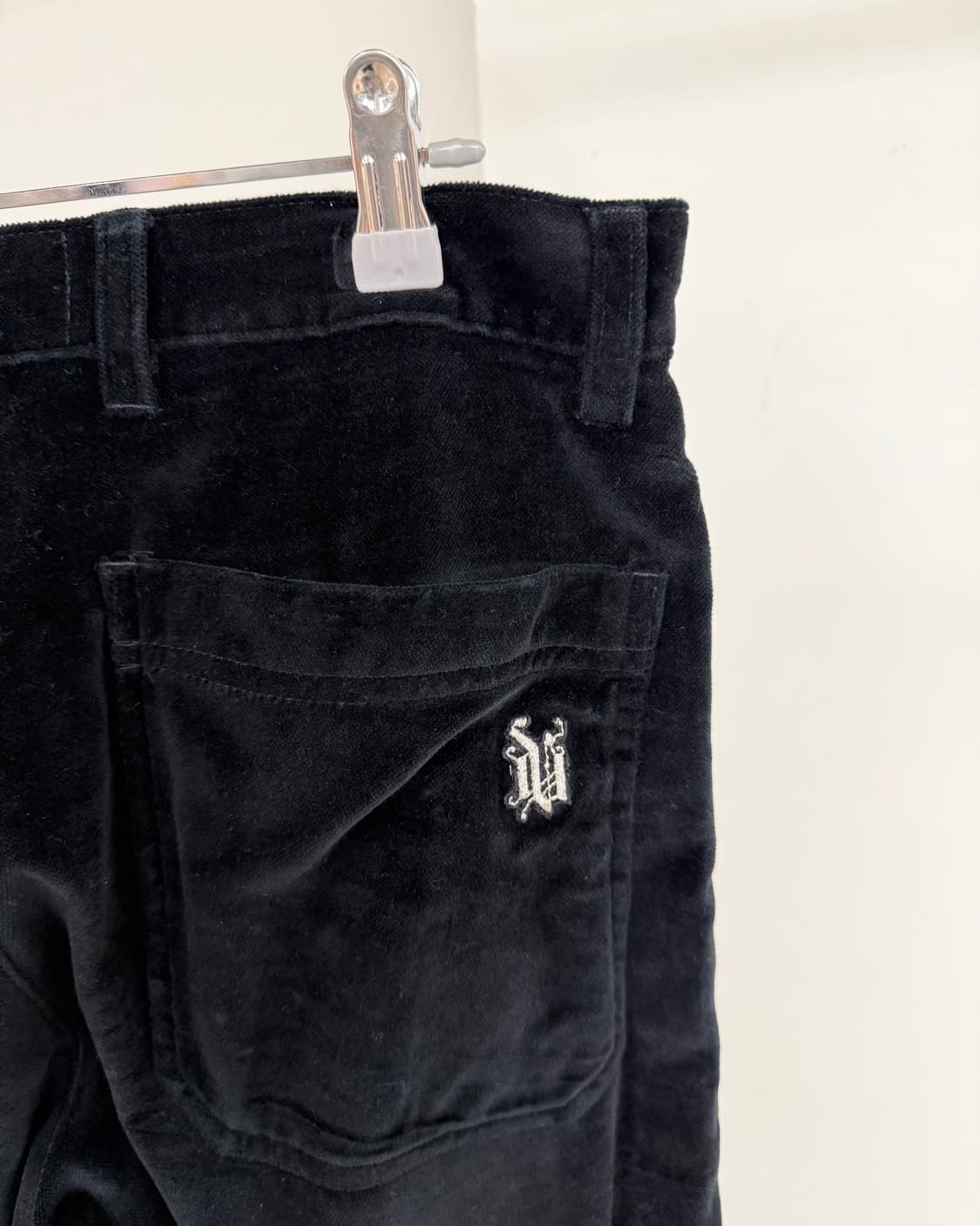 베르사체 진스 시그니처 벨벳 팬츠  상품이미지6