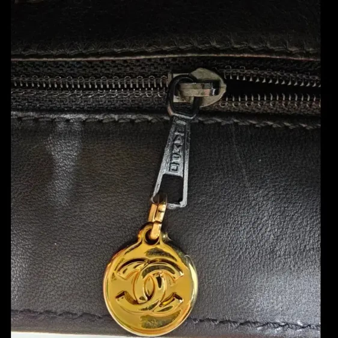 샤넬 퀼팅 숄더백 블랙 상품이미지5