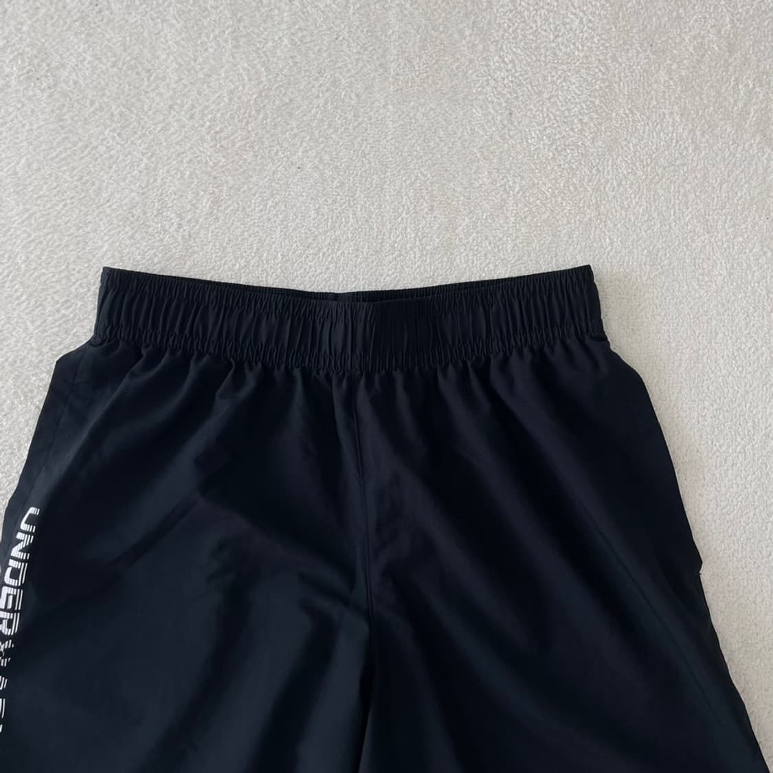 XL 언더아머 블랙 반바지  상품이미지2