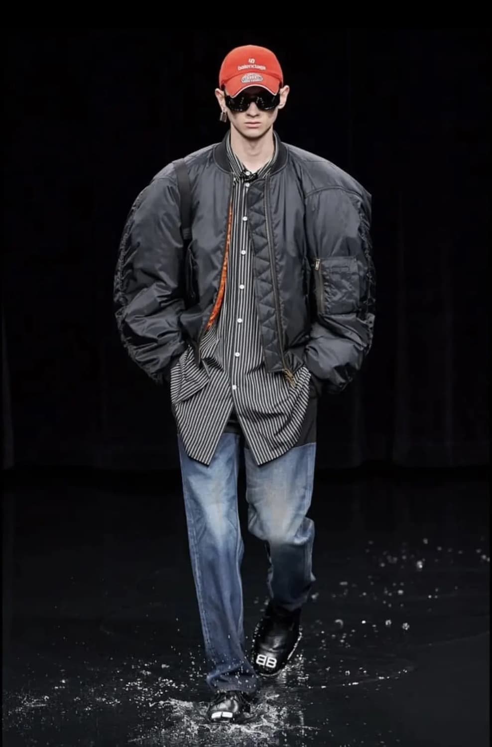 발렌시아가 스테로이드 봄버 44 상품이미지1