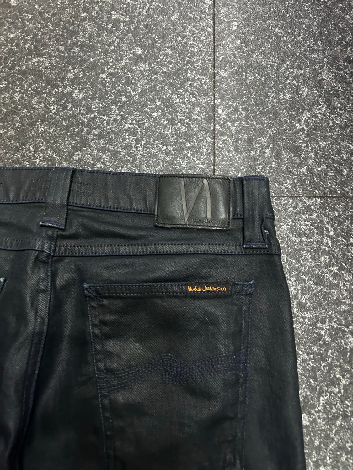 누디진(Nudie Jeans) 세미스판 블랙 코팅 데님 청바지 30~32 상품이미지3