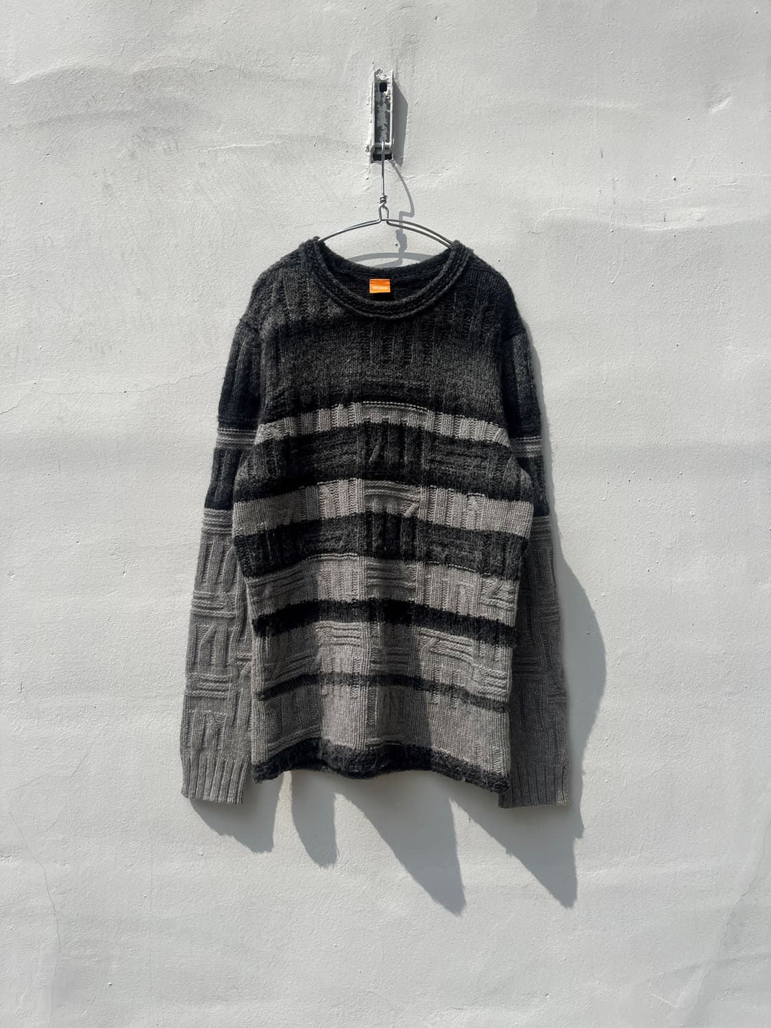 00s HUGO BOSS 스트라이프 니트  상품이미지1