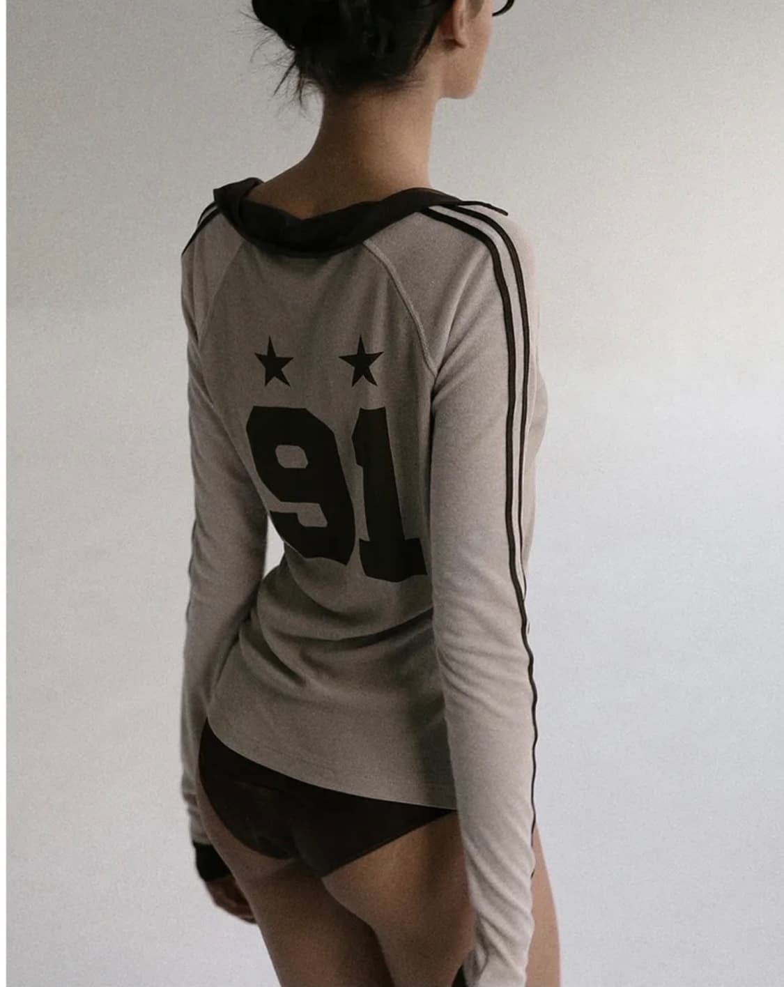 배드블러드) 카라 져지 긴팔 티셔츠 상품이미지8