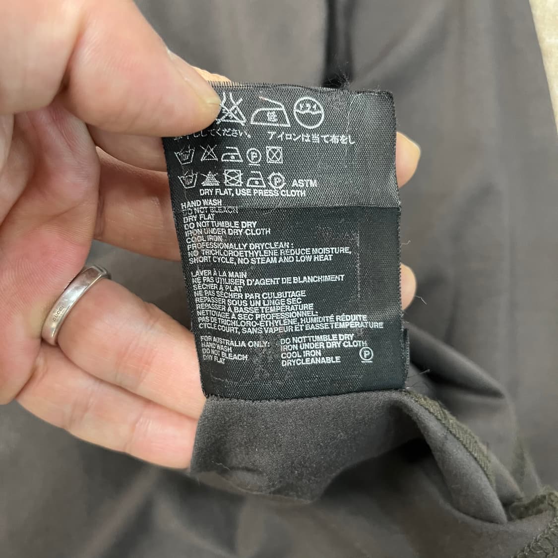  프라다 레드텝 롱슬리브 상품이미지7