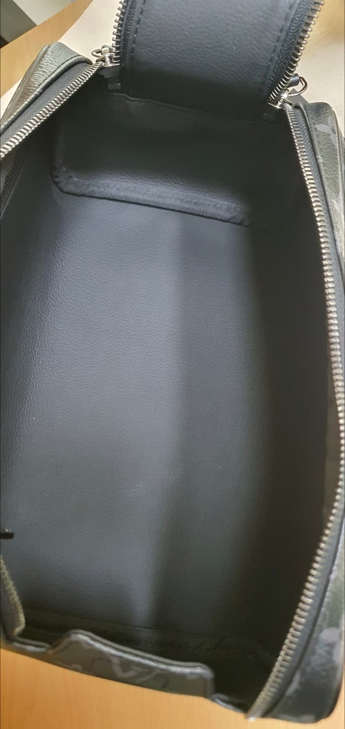 루이비통 돕키트 이클립스 클러치백/파우치백 새상품급 정품(감정서O) 상품이미지9