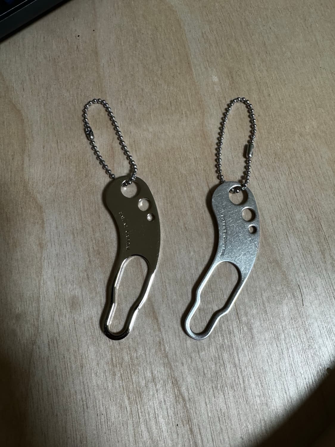 캐피탈 후크 키링 상품이미지1