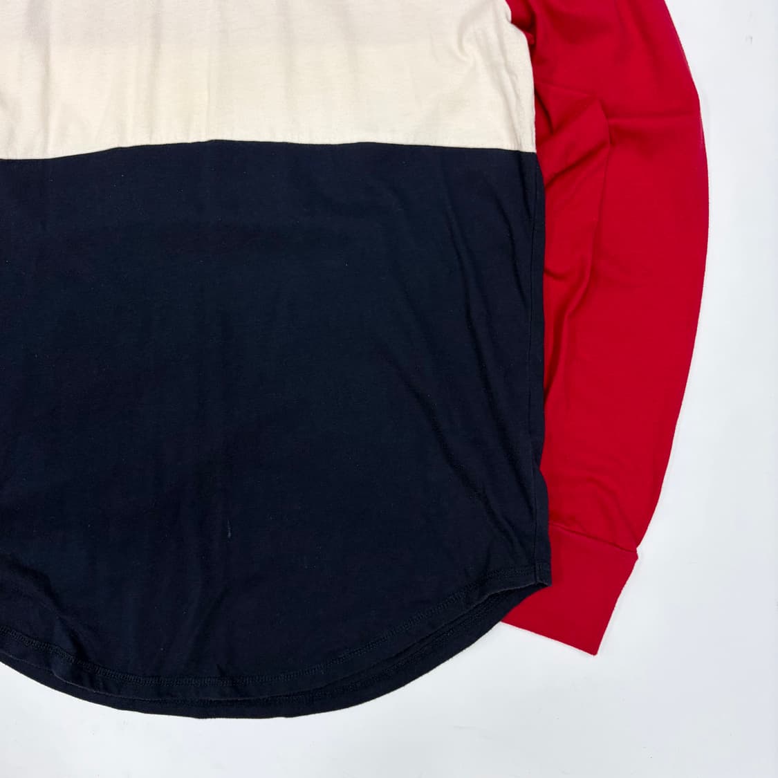 Hollister 홀리스터 컬러블록 긴팔 티셔츠 L 상품이미지3